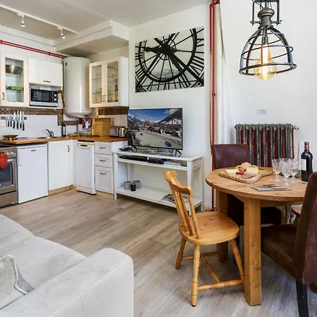 Apartment Mont Blanc 212 - Year *