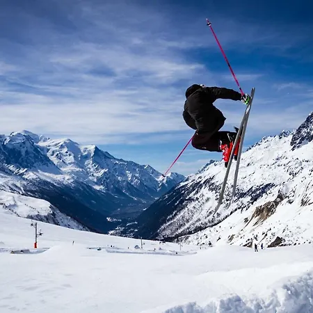 Appartement Mont Blanc 212 - Year *