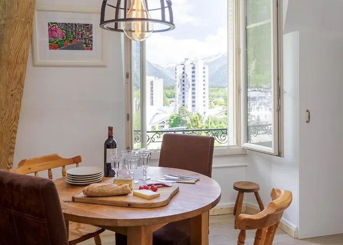 Mont Blanc 212 - Year *